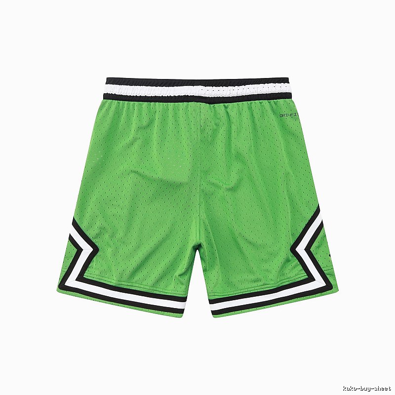 AJ basketball-style green shorts