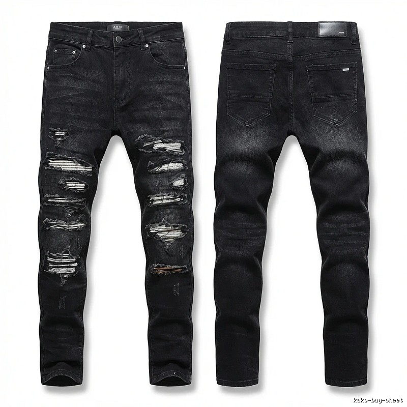 AMI Trendy Ripped Jeans with a Cool Style