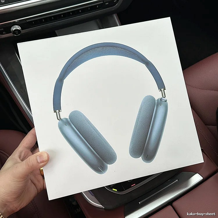 Apple AirPods Max Headphones in Sky Blue