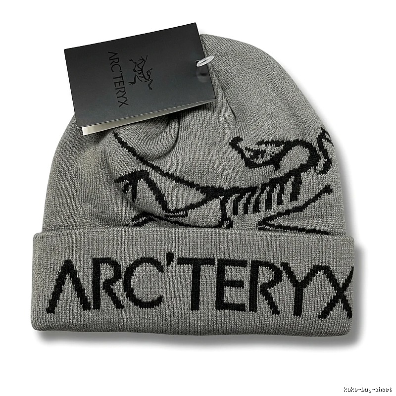 Arc'teryx minimalist style grey knitted hat