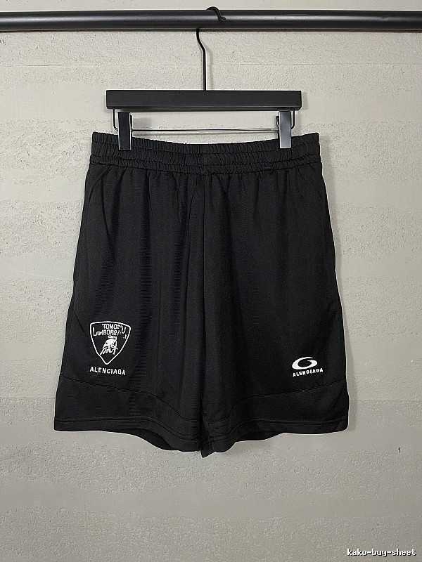Balenciaga casual style black shorts