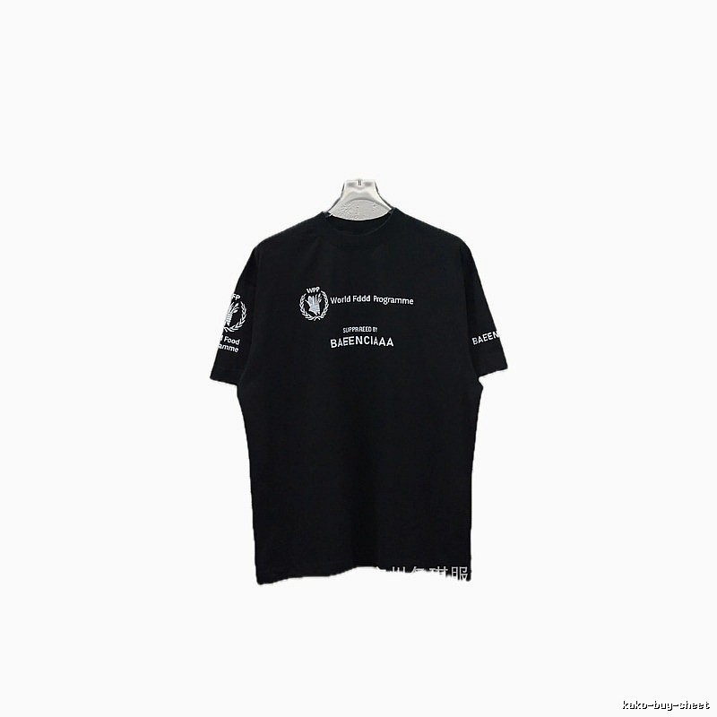 Balenciaga letter-style black T-shirt