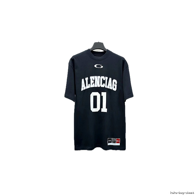 Balenciaga sporty black T-shirt