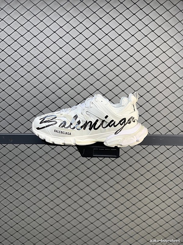 Balenciaga White Logo Chunky Sneakers Defined by Contrast Side Panels