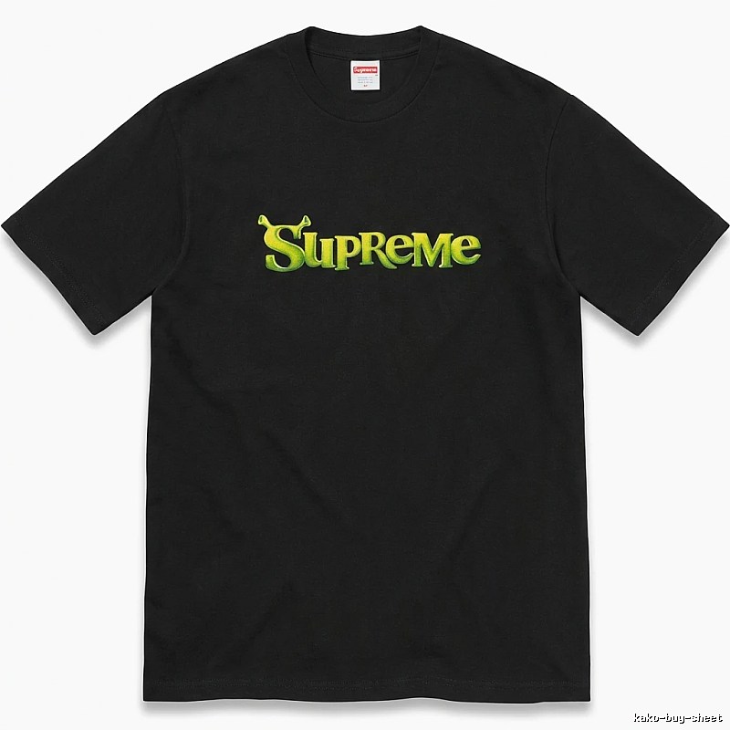 Black T-shirt with Supreme letter print