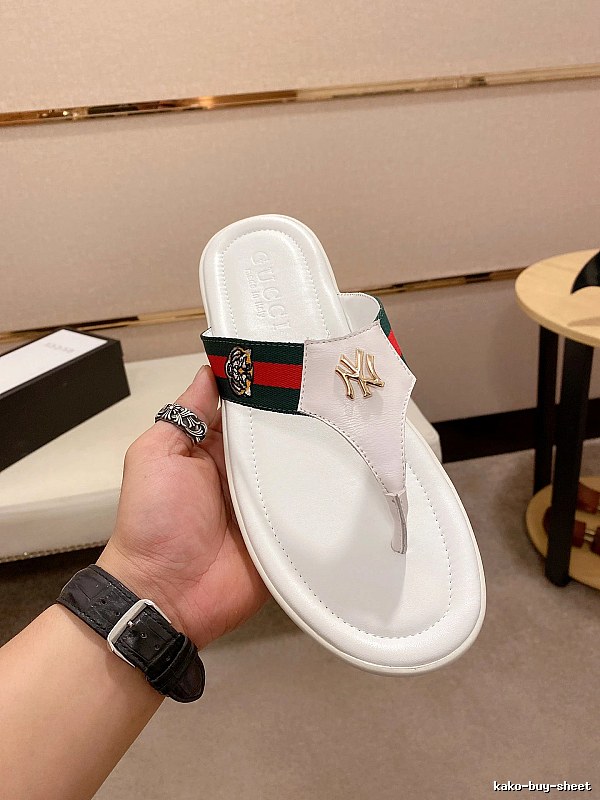 Gucci Co-branded Striped Streetwear Style White Flip-Flops