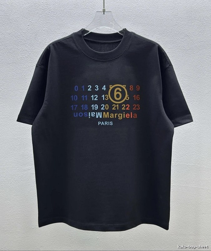Maison Margiela MM6 Numeric Print Edgy Black Short-sleeve T-shirt