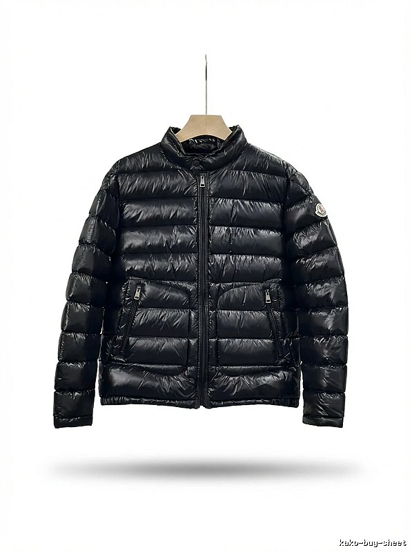 Moncler black fashionable down jacket