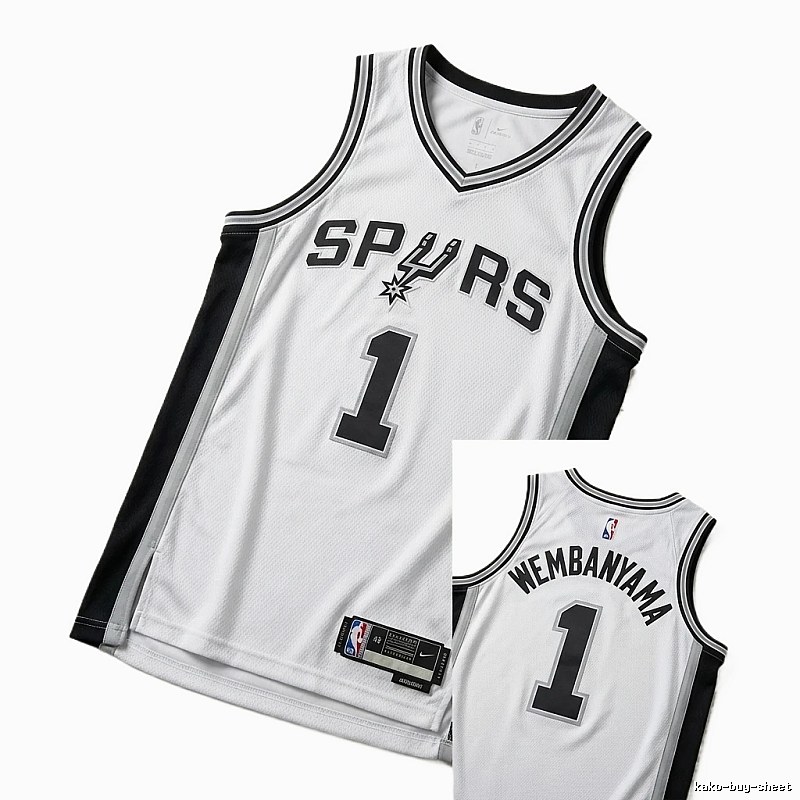 The white and black basketball uniform of Spurs' Wembanyama